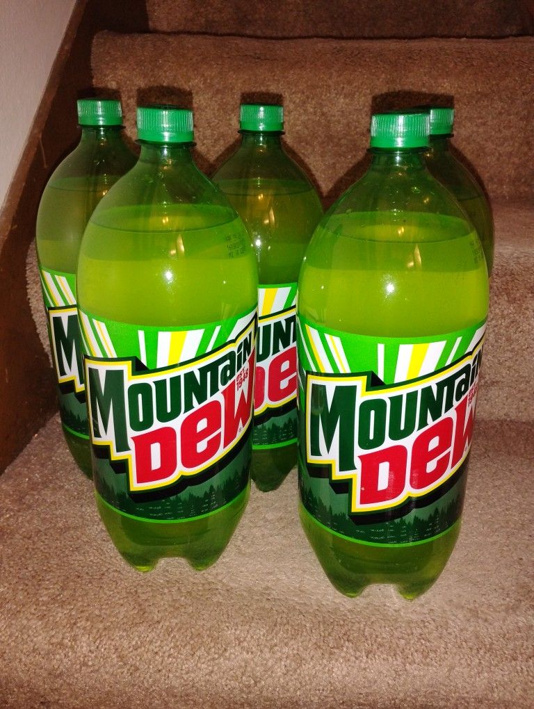 (5) 2 Liters Of Mountain Dew!
