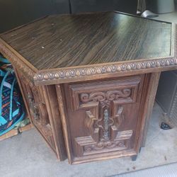 Table With Storage 