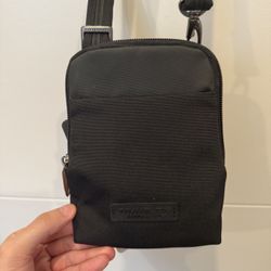 Black Metro Mini Crossbody Stadium - Anti Theft Bag