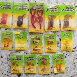 Vintage Mister Twister Fishing Lures - NOS - 14 Packs for Sale in Sterling  Heights, MI - OfferUp