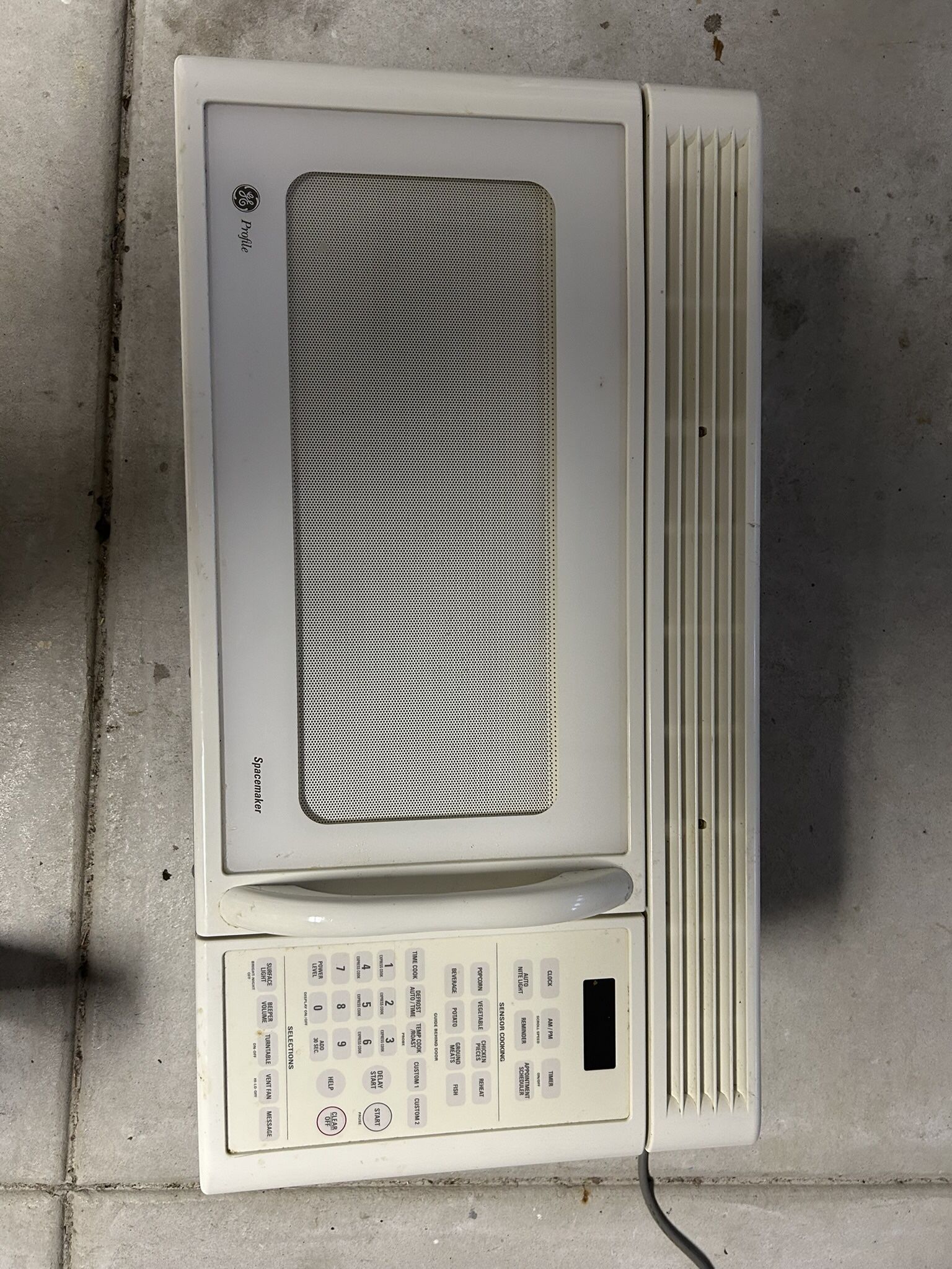 Microwave- Works Great, Nothing Wrong. Pick Up In Moorestown.