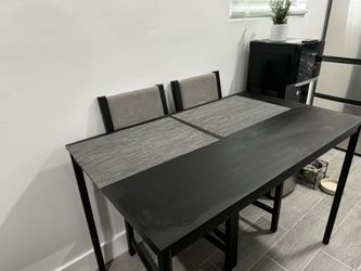 Kitchen table