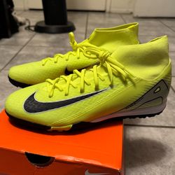 Nike Zoom Superfly 10 Academy TF Volt/black size 10