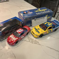 Dale  Earnhardt Sr And Jr Car Set