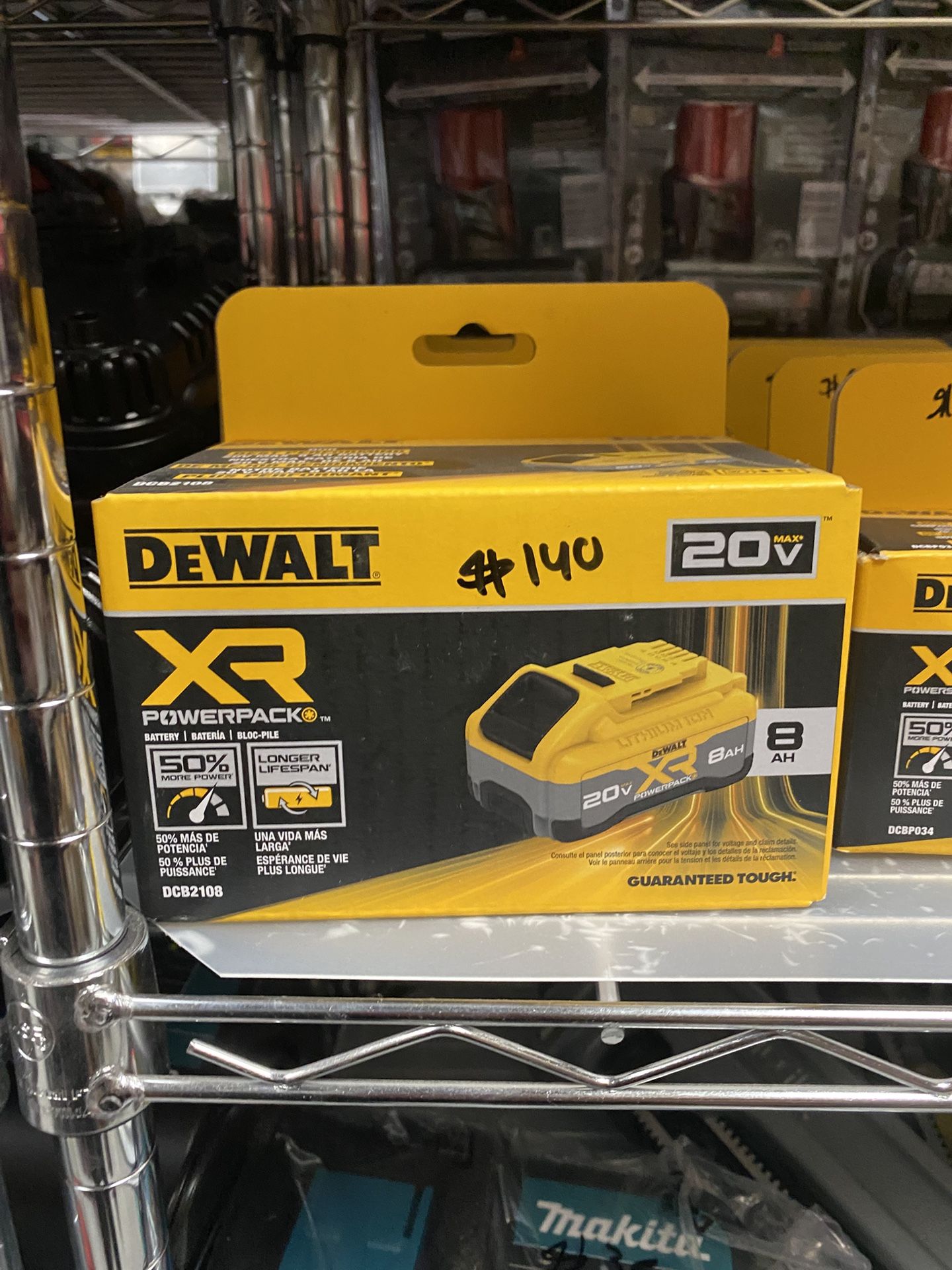 DEWALT 20-Volt MAX XR Lithium-Ion 8.0 Ah Battery Pack