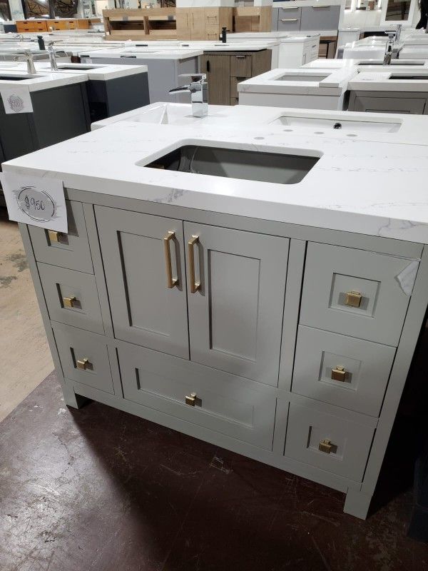 42in Bathroom Vanity With Quartz Top And Sink Included Available In Different Colors