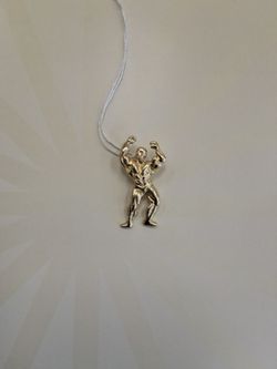 14K Yellow Gold Bodybuilder Pendant-4.9g