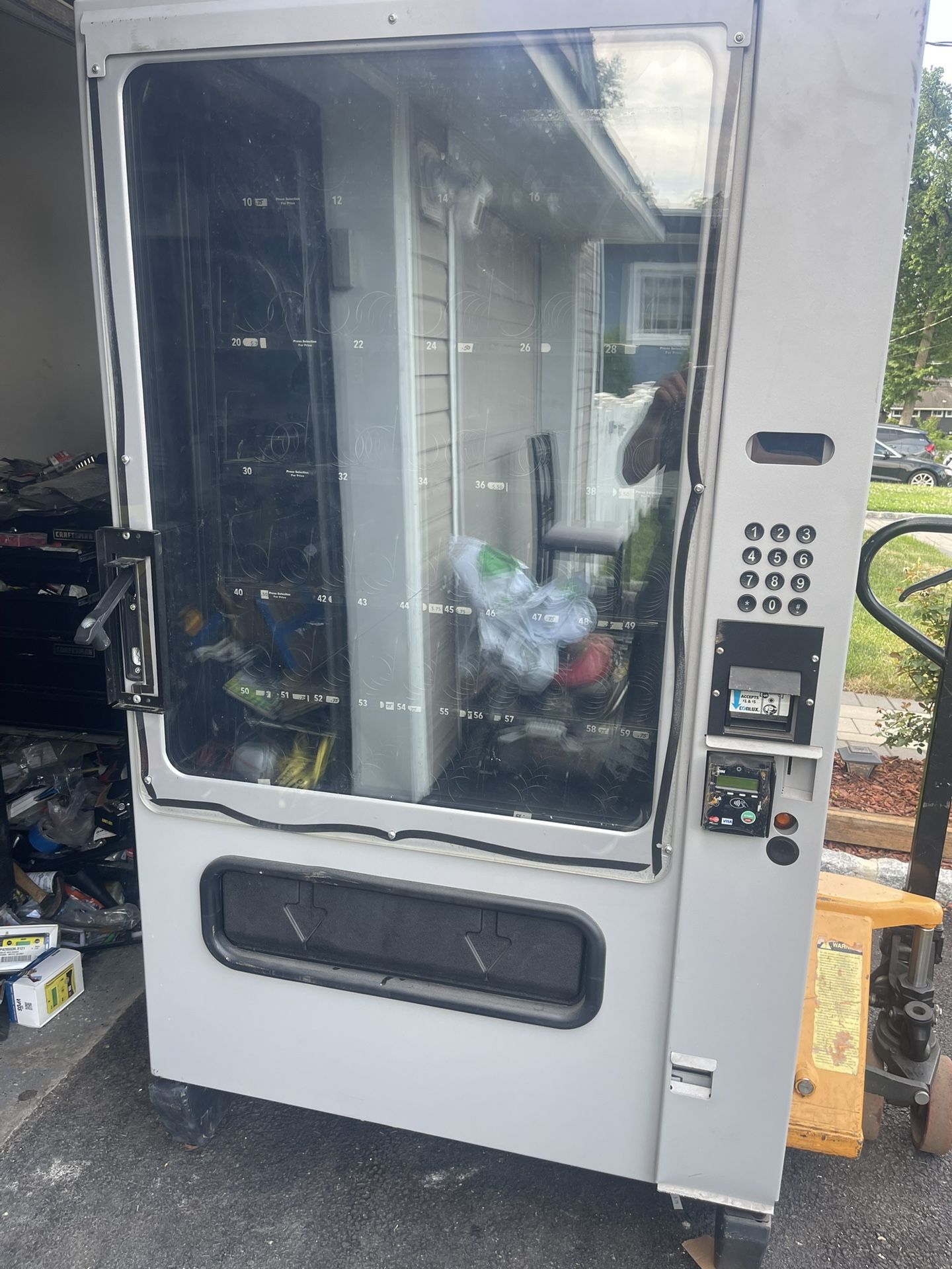 Outdoor USI Combo Vending Machine