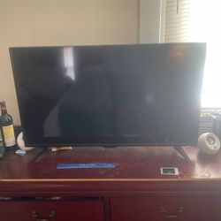 Insignia 43 Inch LED Tv