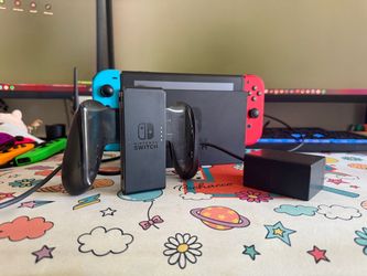 Nintendo Switch (2017 V1) Complete Kit – No Drift Joy-Cons + Extras Available