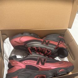 New Balance 1000 Red Black Size 10 (Like New w/ Box)