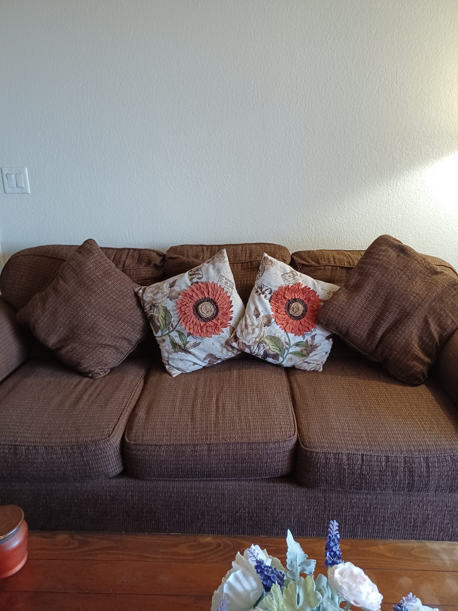 Living Room Set 2 Couches for Sale in Las Vegas, NV OfferUp