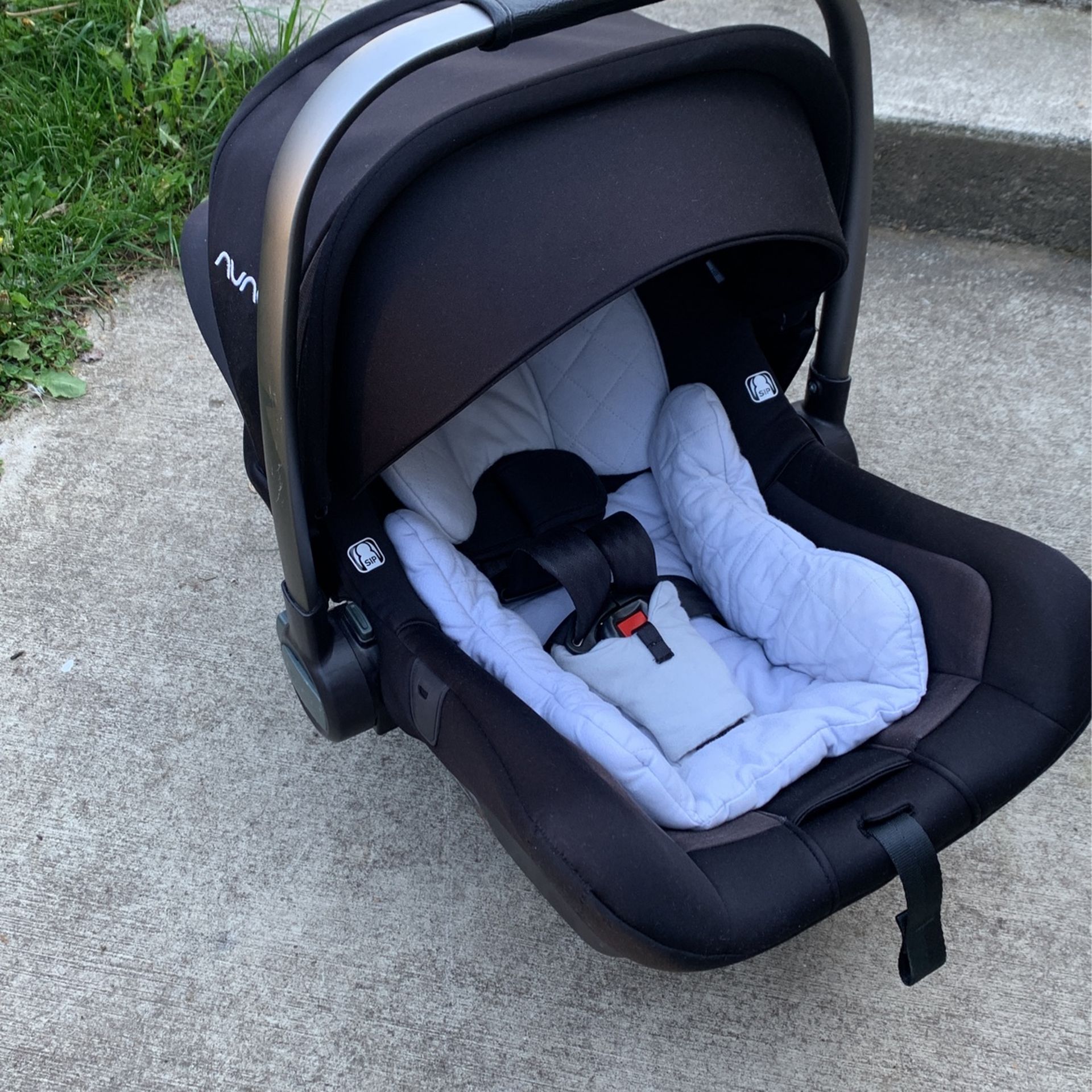 Nuna lx