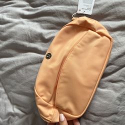 Lululemon Makeup Bag