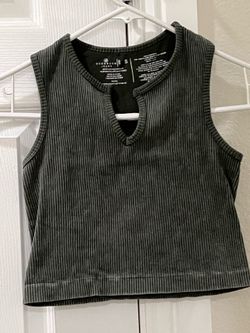 Summer Top ~ Size Small