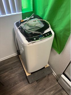 BLACK AND DECKER  BPWM09W Apartment Washer 🫧