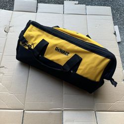 Dewalt Big Contractor Bag