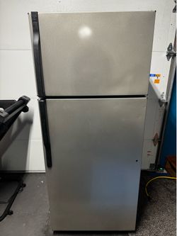 GE refrigerator