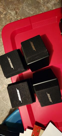 Bose Cube Speakers Set of 4