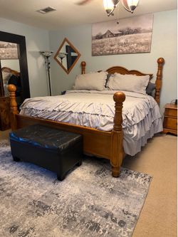 Complete matching Bedroom set (no mattress)