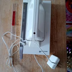 Wall mount Rechargeable Black And DECKER Cordless ELECTRIC Knife