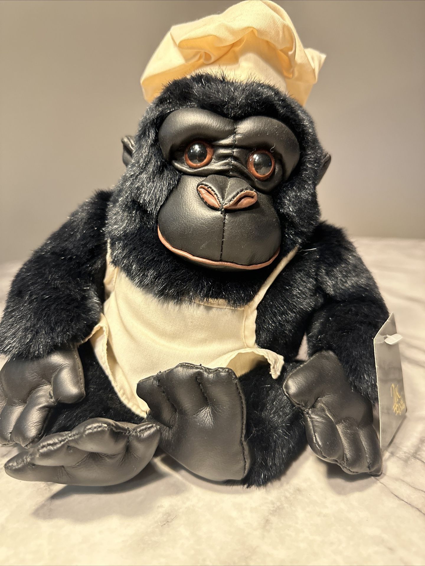 1995 24k Polar Puff Chef Gorilla Plush Stuffed Monkey 8"