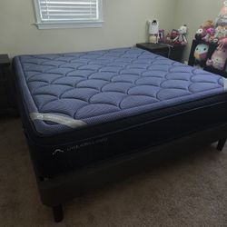 Dreamcloud Luxe Hybrid King Mattress 