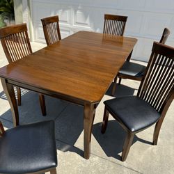 Dining Table With 6 Chairs (Like New)