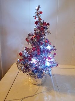 Small usb tinsel Christmas tree