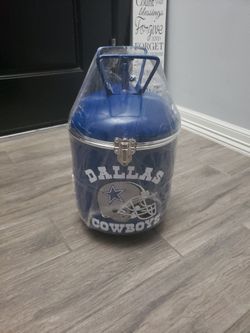 Dallas Cowboy Cooler/decoration
