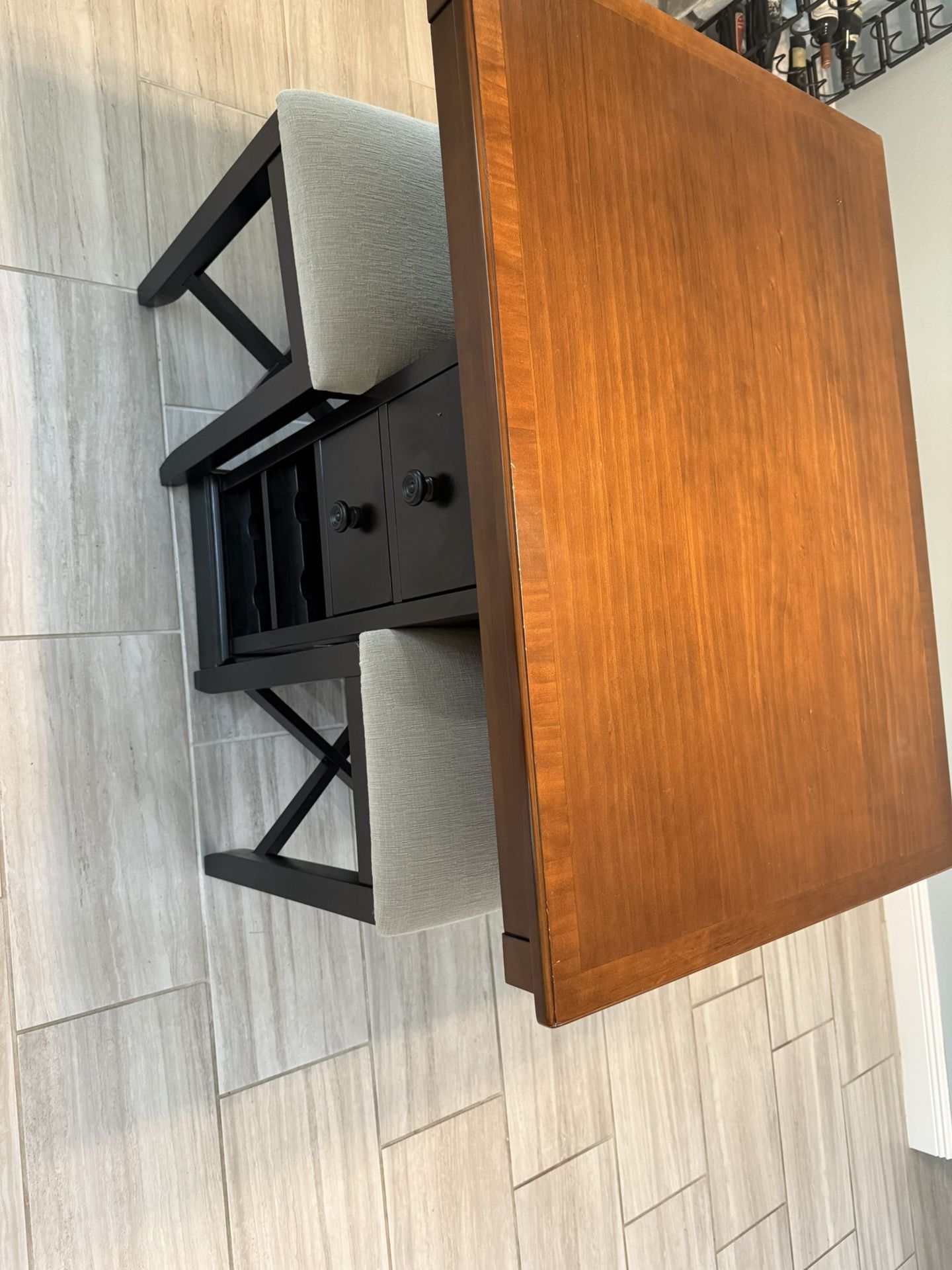 Bar Style Dinning Set