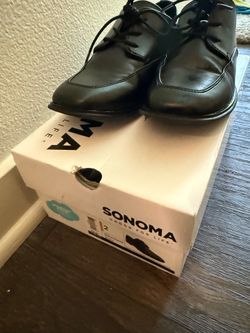 Like new kids boys dress shoes 2