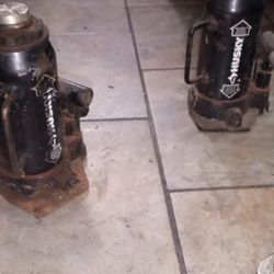 12 Ton Jacks 
