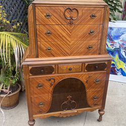 Beautiful antique, elegant dresser