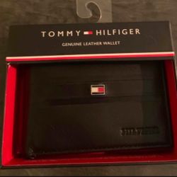 Tommy Hilfiger Black Leather Bifold Wallet