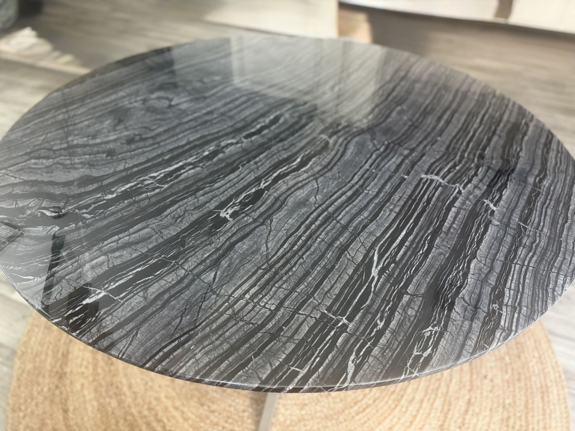 Marble Round Table With Base 53.5 Inch.