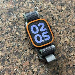 Apple Watch Ultra 2 49MM 