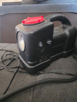 Portable Air Compressor with Built-In Light