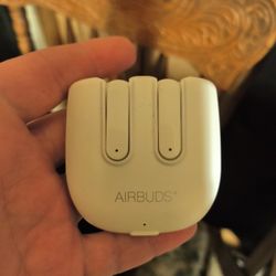 Magnetized Airbuds