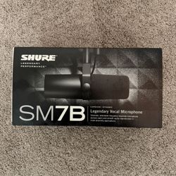 Shure SM7B Dynamic Microphone