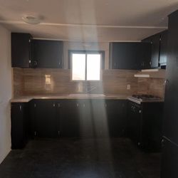 Esta Casa Se Encuentra En Las Offinas De Venta En Mexicaly Esta Muy Bonita 12/60 1 Baño Completo 1 Recamarras Llámenos Para Mas Information