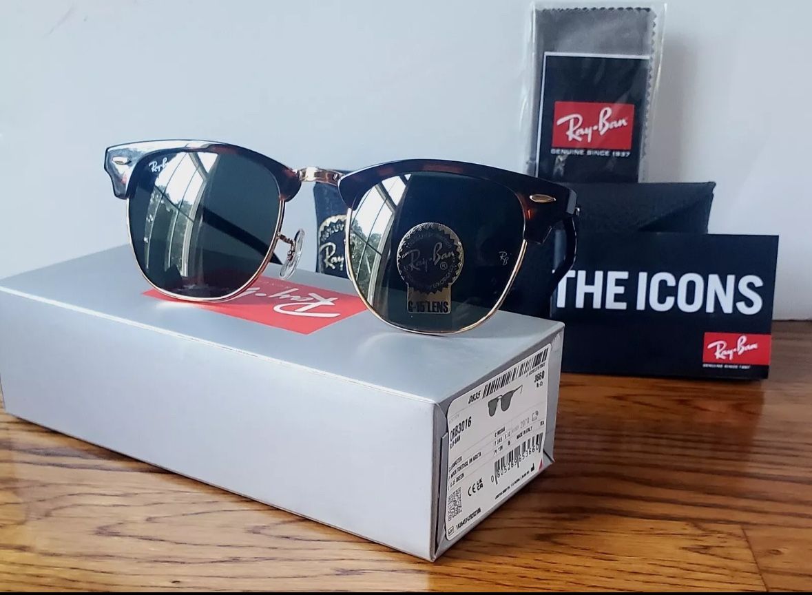 Ray-Ban Sunglasses RB3016 Clubmaster Classic Tortoise Frame Green Lenses 51MM