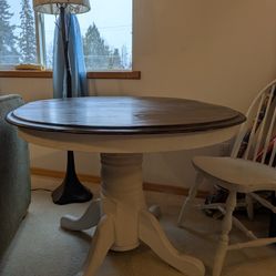 Table And Chairs 