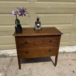 Old antique wooden dresser $40 