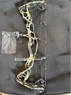 Hoyt RX-1 Carbon Hunting Bow