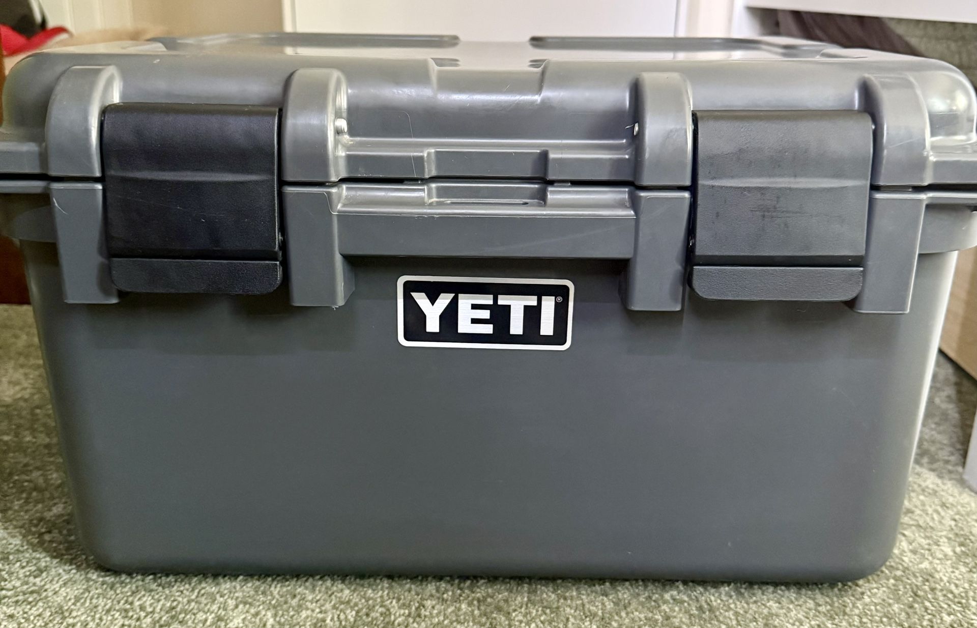 YETTI Roadie Cooler