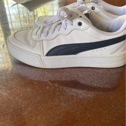 Puma Tenis Shoes 