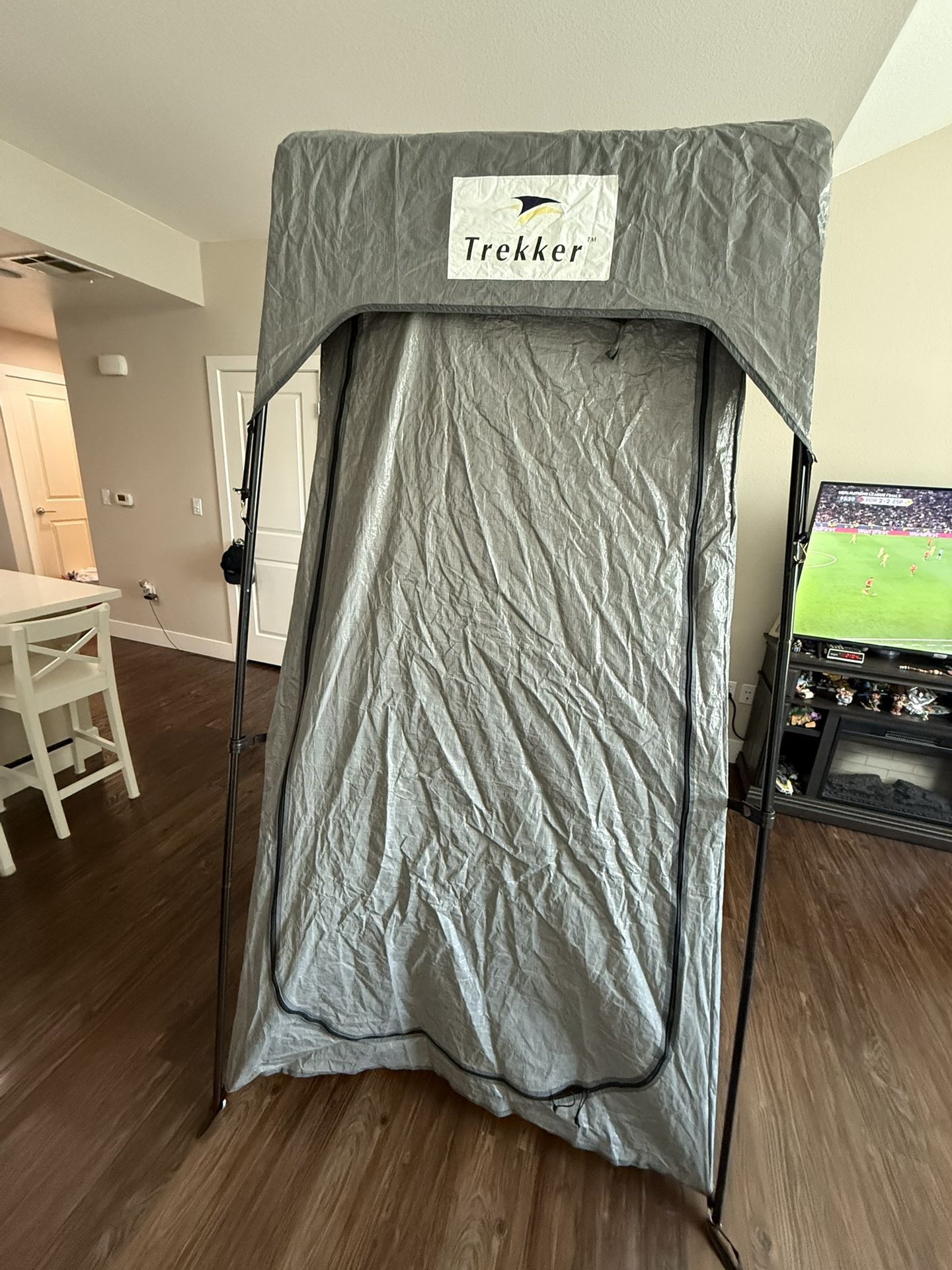 Cabela’s Trekker Privy Shelter