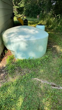 400 Gallon Truck Water Tank With Discharge Hose 