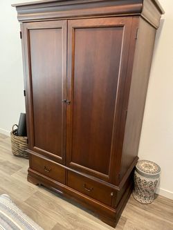Media Cabinet - Armoire Cherry Wood